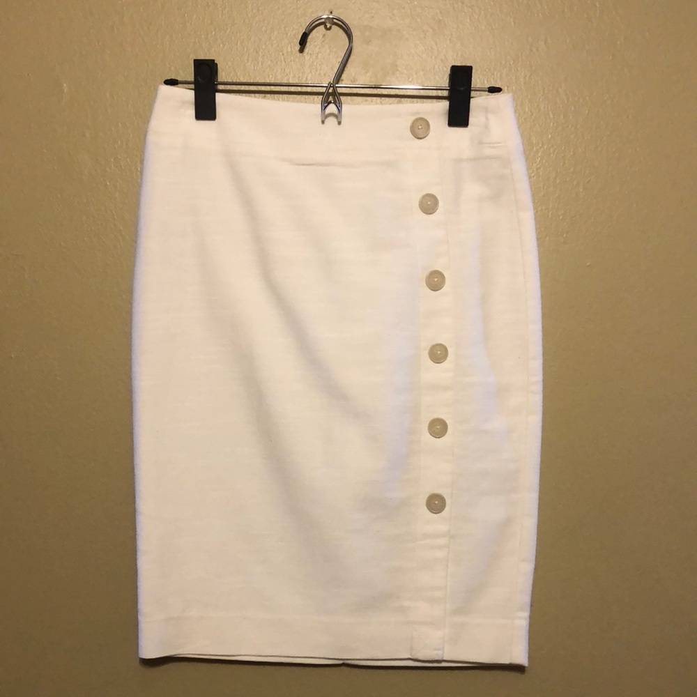NWOT Loft White Pencil Skirt, Size 00